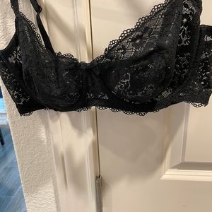 Beautiful black lace bra size 40C